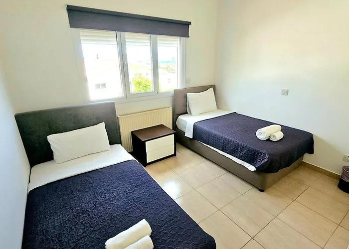 Vila Suburban Family Lemesos