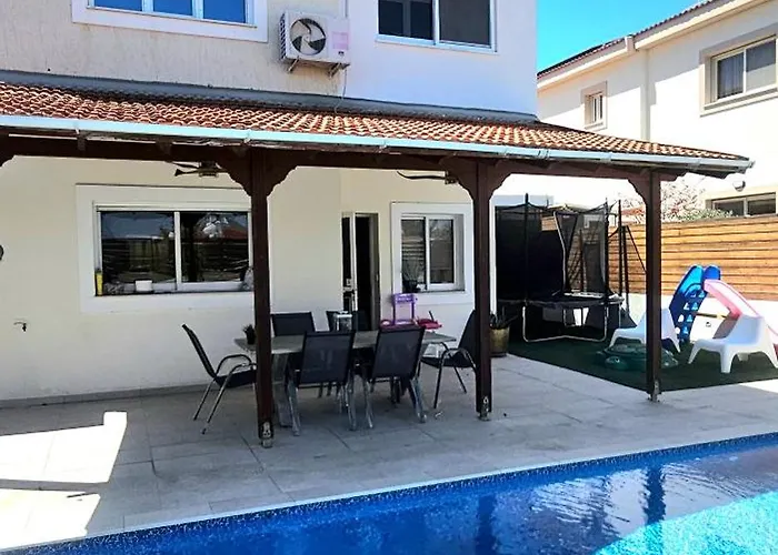 Suburban Family * Limassol