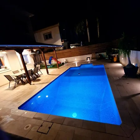 Suburban Family Villa Limasol